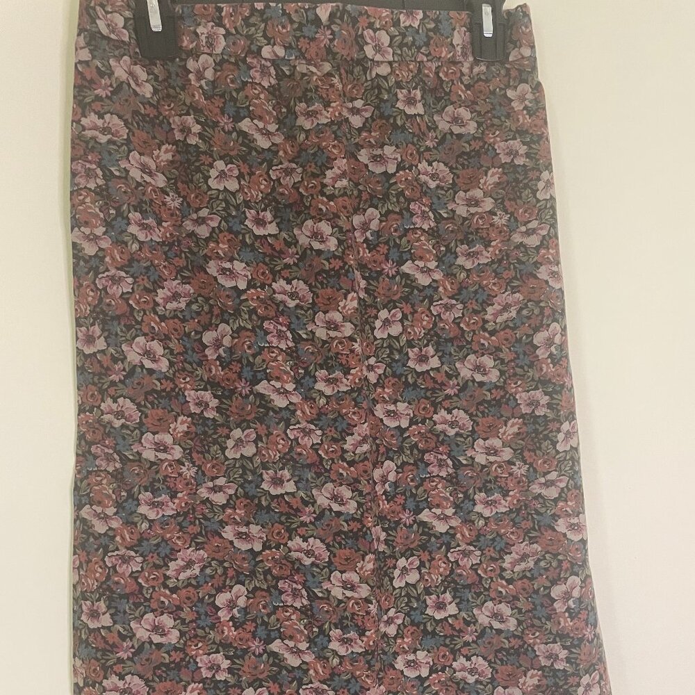 Handmade vintage floral cotton skirt with pockets
